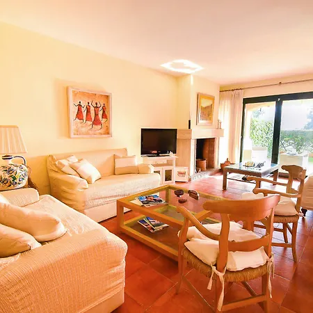 Apartment Oleholidays Adosado Rio Real Golf Marbella